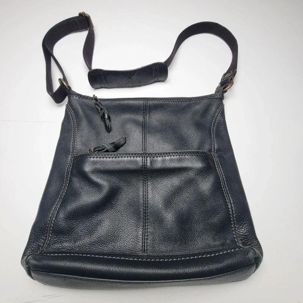 The Sak Iris Black Pebbled Leather Crossbody Shoulder Bag Purse